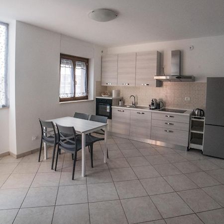 Fele'S House Apartamento Guidonia Exterior foto